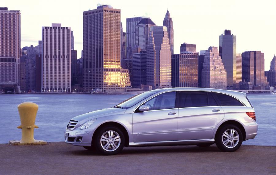  Mercedes-Benz R-Class 2006 года  (фото 279 из 331)